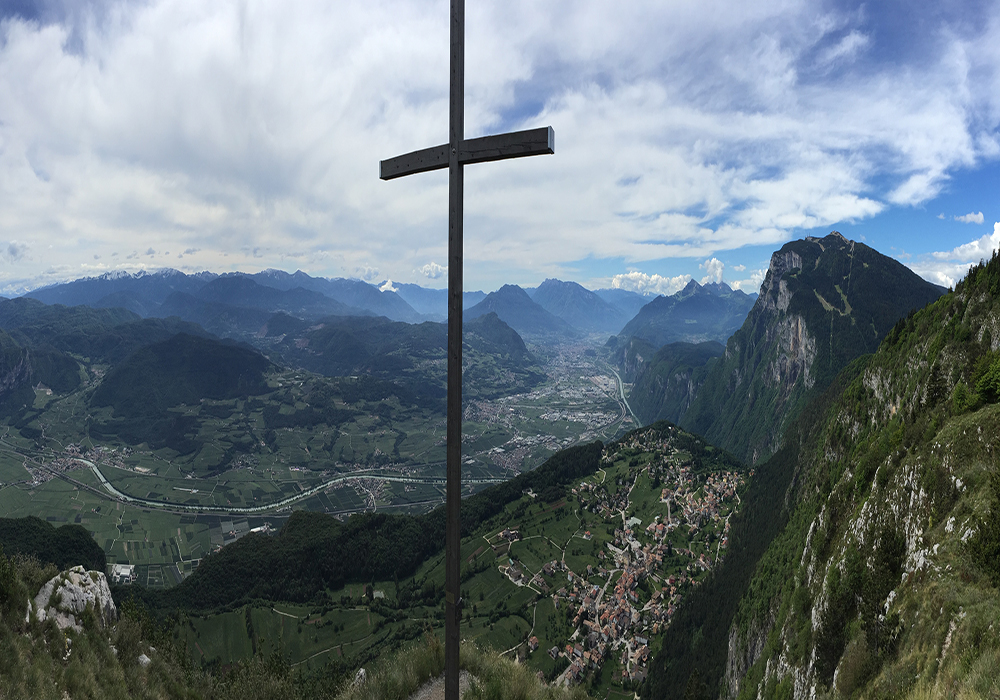 La croce di Fai sul Monte Fausior
