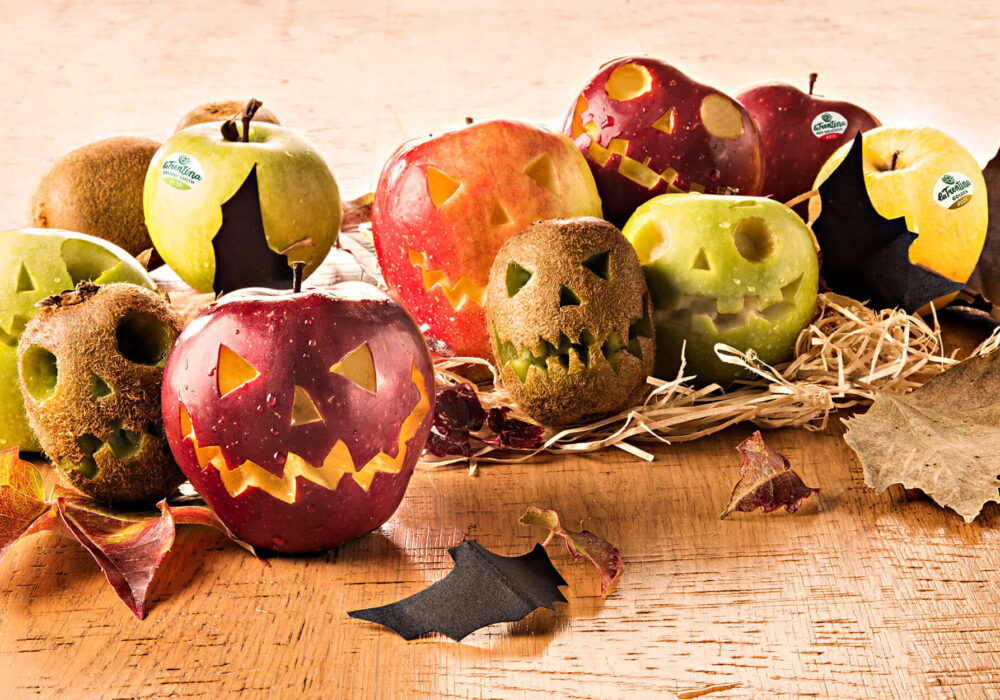 Mele intagliate di Halloween