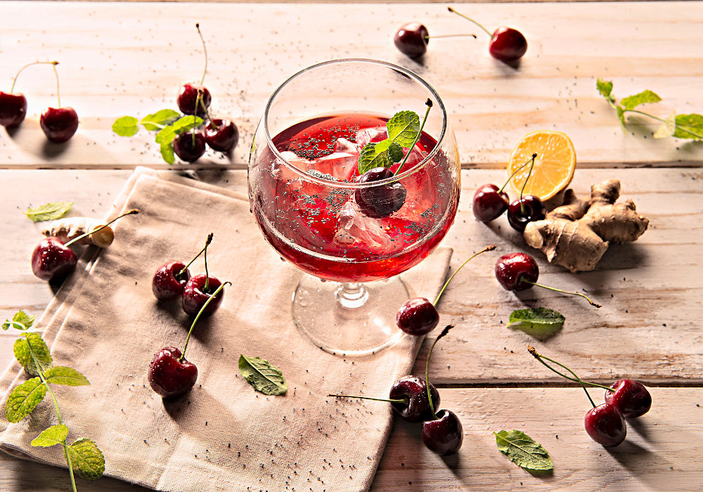 Succo vitaminico di ciliegie