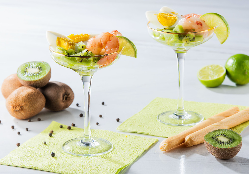 Cocktail con kiwi e gamberetti